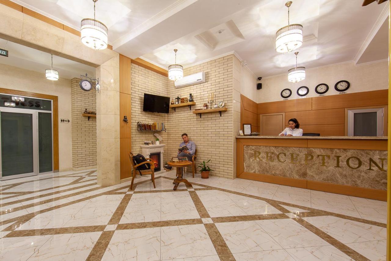Sacvoyage Hotel Almaty Eksteriør bilde