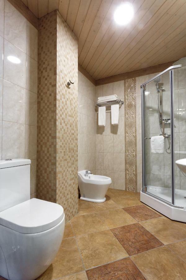 Sacvoyage Hotel Almaty Eksteriør bilde