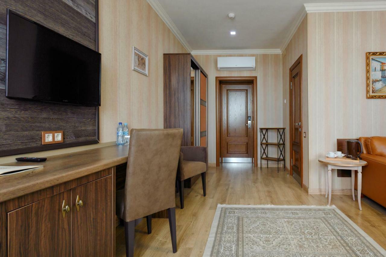 Sacvoyage Hotel Almaty Eksteriør bilde
